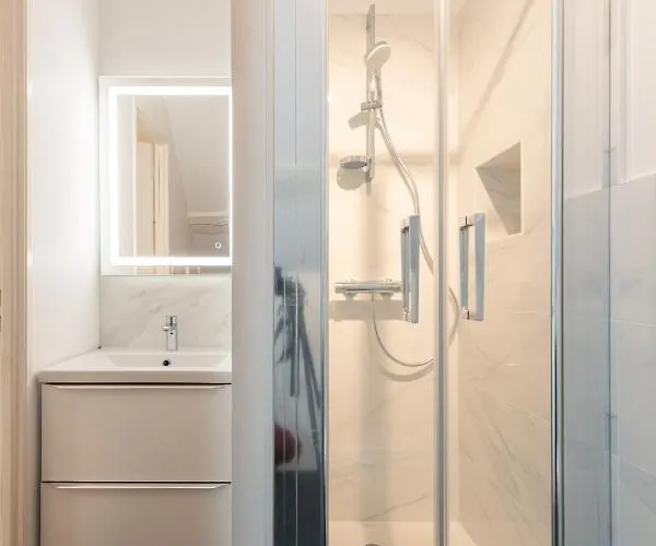 Les Cles De La Porte Saint-nicolas - Parking - Centre *