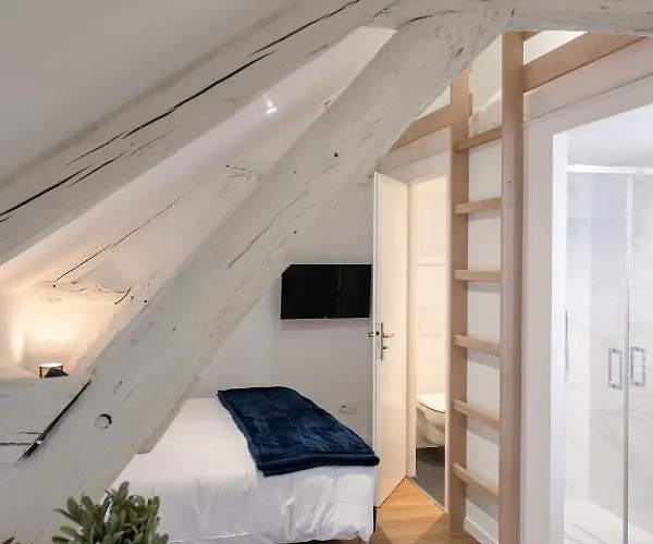 Les Cles De La Porte Saint-nicolas - Parking - Centre